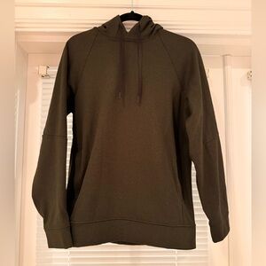 Lululemon Athletica Sweatshirt